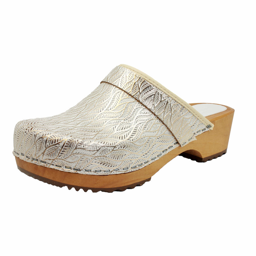 Authentic Clogs Maja Wood Open Back Tooled Natural Leather Clogs – BJORK Swedish Comfort