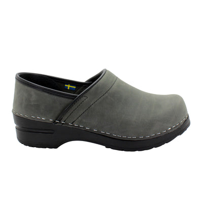 PROFESSIONAL Full Grain Oiled Leather Clogs