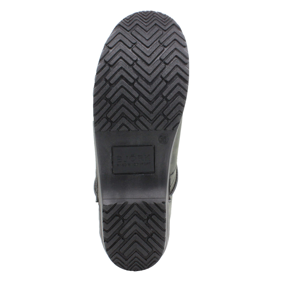 PROFESSIONAL Full Grain Oiled Leather Clogs