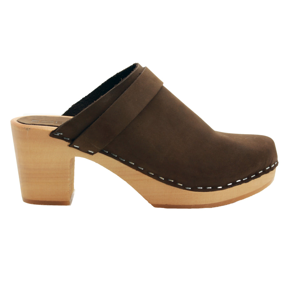 TIA Wooden Clogs in Oiled Leather